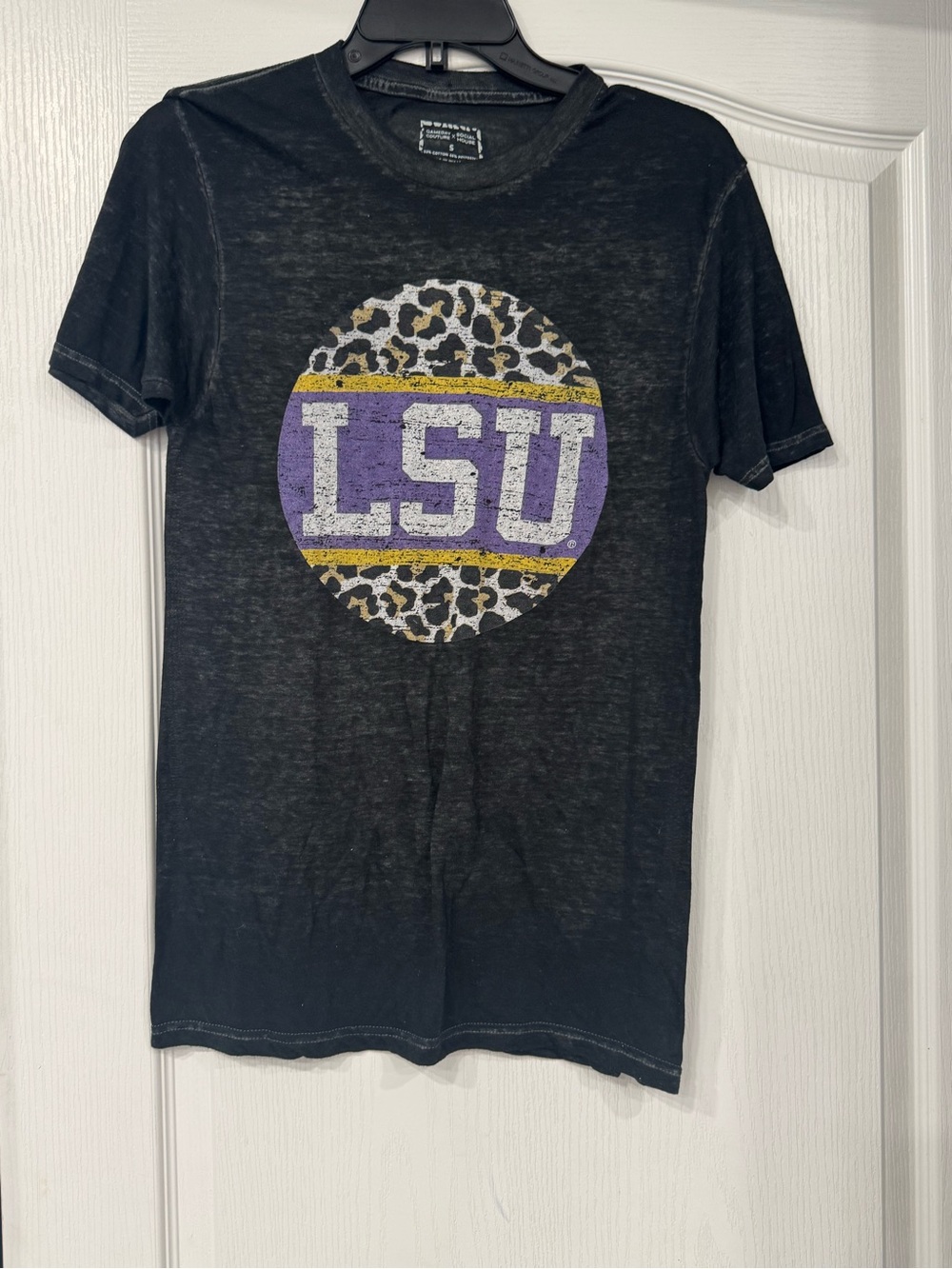 Gameday Couture LSU Tigers Leopard Print Circle Graphic T-Shirt Small